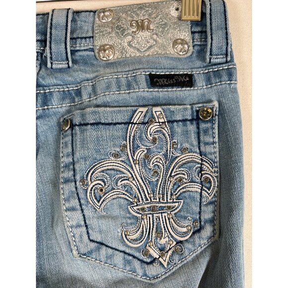 Miss Me Womens Size 25 Denim Blue Jean Slim Bootcut Distressed Fleur De Lis Pock - Picture 1 of 16